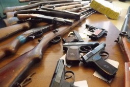 Программа выкупа оружия в Петербурге продолжается