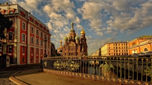 Поздравление официальных лиц Санкт-Петербурга с Днем города