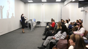 Участницы образовательного бизнес-клуба в Петербурге «прокачали» навыки делового этикета