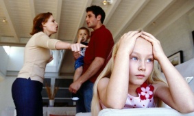 Чем опасны для детей скандалы между родителями?