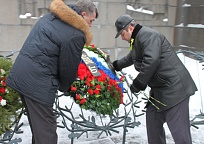 Возложение цветов на Пискаревском кладбище (27 января 2015 г.)