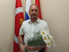 Поздравление Главы муниципального образования Академическое И.Г.Пыжика с Днем семьи, любви и верности