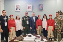 Александр Беглов: «Непокорённый рубеж» - пример молодёжного клуба, сохраняющего историческую правду и уважение к подвигу защитников Родины