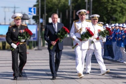 В Петербурге масштабно отметили 330-летие Военно-Морского Флота России