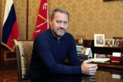 Поздравление Председателя Законодательного Собрания Санкт-Петербурга А.Н.Бельского с Днем Героев Отечества