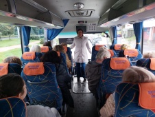 Жители муниципального образования Академическое отправились в Константиновский дворец!