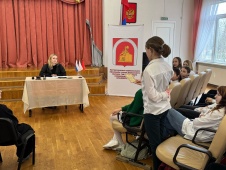 Продолжаем повышать правовую грамотность среди несовершеннолетних жителей округа