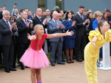 В ДЕНЬ ЗНАНИЙ ТОРЖЕСТВЕННО ОТКРЫТ НОВЫЙ КОРПУС ГИМНАЗИИ № 148