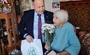 Продолжается торжественное вручение удостоверений «Почетный житель муниципального образования Академическое»