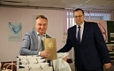 Медицинские работники начинают принимать поздравления с профессиональным праздником